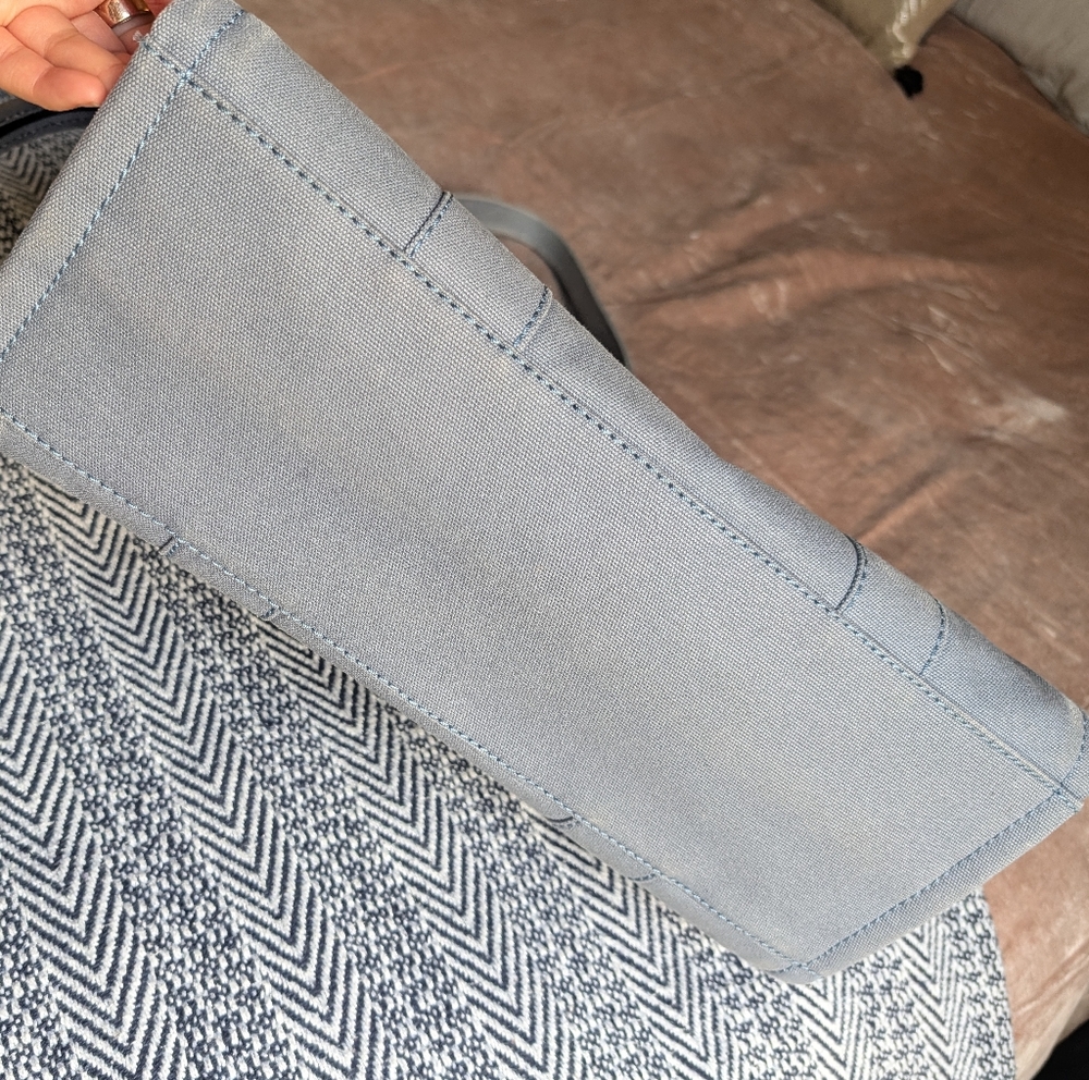 Marc Jacobs Canvaa Blue Large Tote Bag - Picture 4 of 8